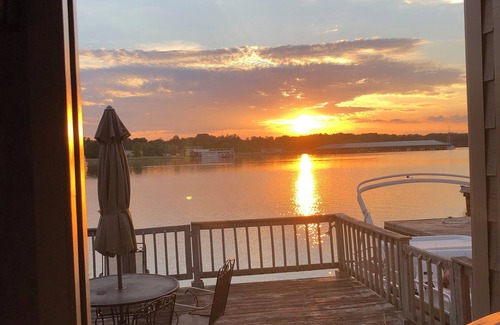 Ridgeland Condominio | Beautiful condo on the water