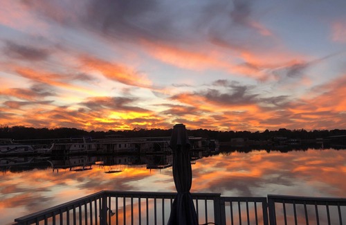 Ridgeland Condominio | Beautiful condo on the water