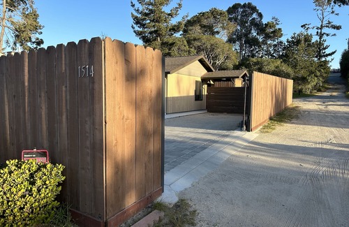 Mescal Corridor NW Apartamento | Beautiful contemporary studio. Just 5 minutes drive to Laguna seca and beach.