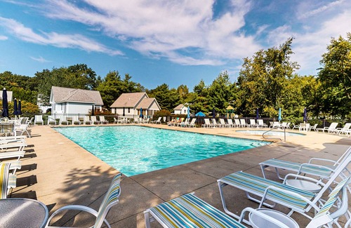 Summer Village Cabaña | Beautiful Cottage at Summer Village with pool, hot tub, pickleball & game room