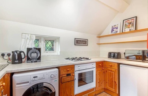 Northway Casa | Beautiful Cottage in Bredon The Old Thatch