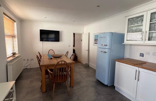 Swanage Casa | Hermosa casa de campo en el corazón de Swanage con estacionamiento