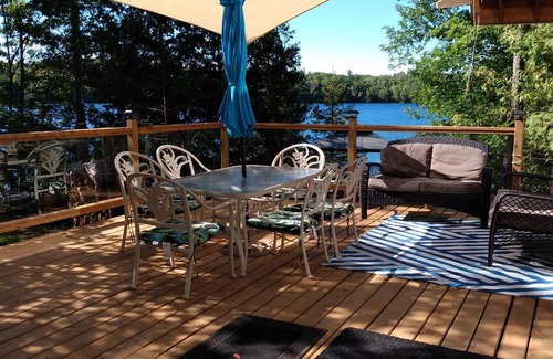 Marmora and Lake Cabaña | Beautiful Cottage on a Stunning Lake, Great for Family and Friends!