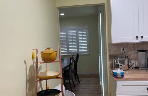 Roxhill Casa | Beautiful Cottage On Quiet Street