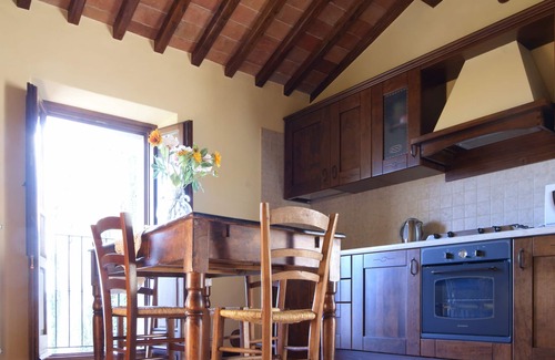 Motina Apartamento | Hermosa Finca En Toscana, en una panorámica colina cerca de Anghiari, Arezzo