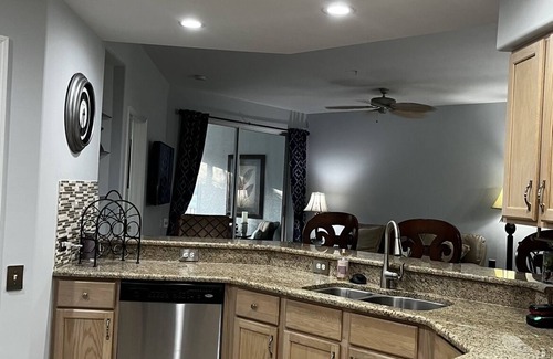 Tropical Cove Condominio | Beautiful Country Club Condo.
