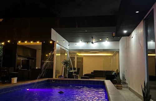 Ciudad Jardin Casa | Hermosa casa campestre en Cali