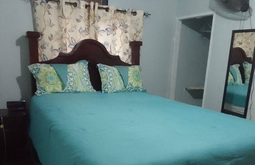 Eden Gardens Casa | Beautiful, Cozy and relaxing 3bedroom suites home away from home in Kingston