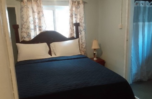 Eden Gardens Casa | Beautiful, Cozy and relaxing 3bedroom suites home away from home in Kingston
