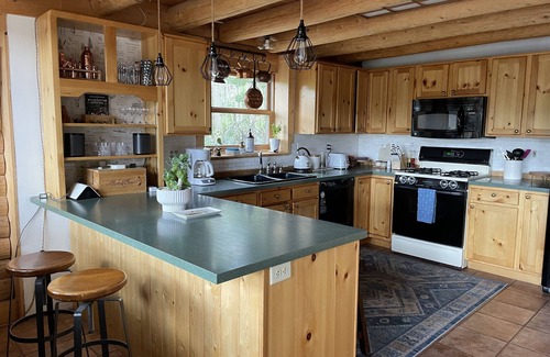 Valley of the Sun Cabina | Beautiful Cozy Cabin near Historic South Park