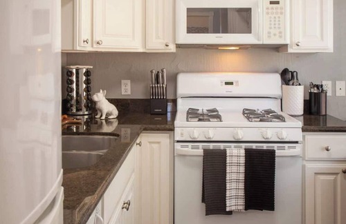 Santa Rosa Casa | Beautiful & Cozy Home ~ Historic Cherry Street