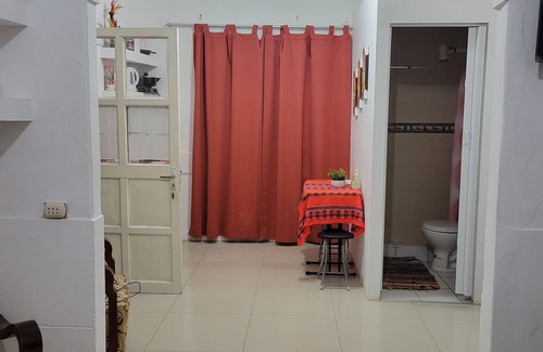 Pimentel Apartamento | Beautiful cozzy studio located four blocks to the beach, pets and kids allow..