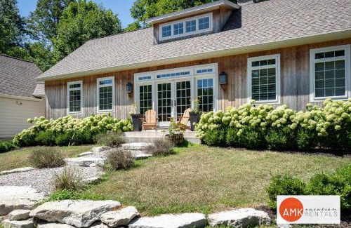 Macatawa Casa | Beautiful Custom Lake House