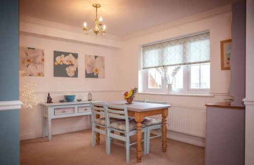 Eastbourne Apartamento | Beautiful Dawn - relax with stunning marina views