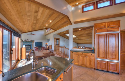 Sea Ranch Casa | Beautiful decor throughout this 3 BR/3.5 bath home with dramatic ocean views