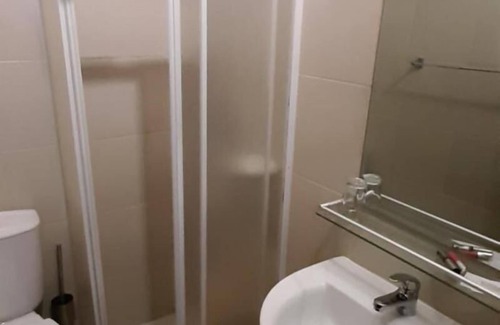Vila do Maio Casa | Hermosa habitación doble Deluxe en el centro de la ciudad - Wifi y aire acondicionado