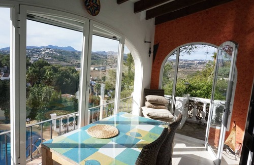 Benitachell Casa | Hermosa villa independiente en Moraira con piscina propia!