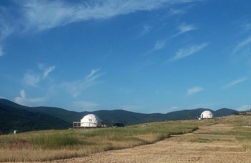 Plains Otro | Beautiful Dome for a Romantic Glamping Escape with Breathtaking Views in Montana