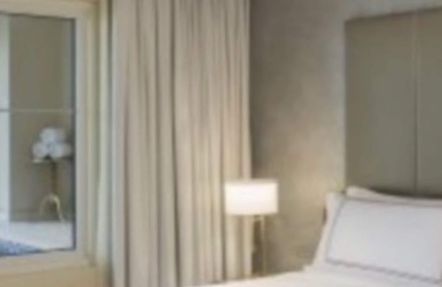 Al Quoz Complejo | Beautiful Dubai Suites 1 & 2 bedroom. Jr Suite Sleeps 2. All Inclusive included