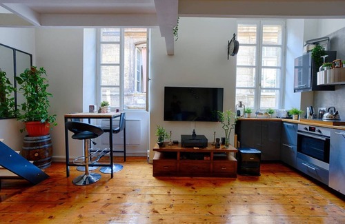 Saint-Michel - Nansouty - Saint-Genes Apartamento | Beautiful duplex in the heart of Saint Michel