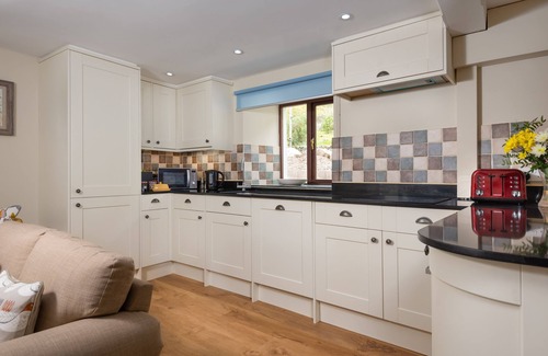Keswick Cabaña | Beautiful eco-self-catering farm cottage in a peaceful valley surrounded by dramatic Lakeland scener