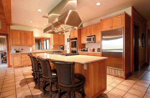 Ellensburg Casa | Beautiful Ellensburg Ranch Estate with Indoor Pool