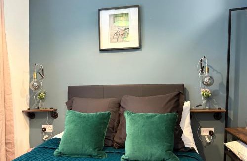 Spitalfields Apartamento | Beautiful En-suite room by Hostara Homes