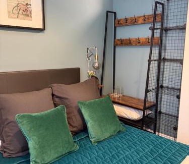 Spitalfields Apartamento | Beautiful En-suite room by Hostara Homes