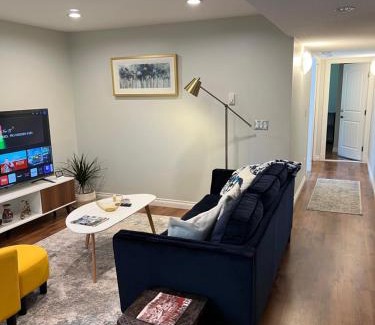 Regional District of Nanaimo Apartamento | Beautiful Entire 2 Bedroom Suite