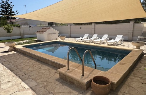 L'Eucaliptus Casa | Beautiful house in the Ebro Delta with outdoor pool and 100 m. from the beach