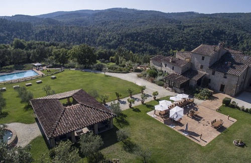 Tocchi Villa | vacaciones vacaciones de lujo villa spa en alquiler Italia, Toscana, cerca de Siena, Monticiano, gran spa de lujo vacaciones holiay