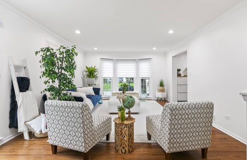 Glen Ellyn Casa | Beautiful EVENT ONLY Space - Lakeview