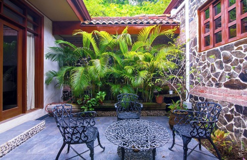 Tárcoles Casa | Beautiful & Exclusive Garden Villa - Privacy, Security, Pool, Jacuzzi