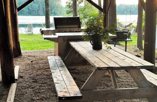 Orange Casa | Beautiful Fall Foliage Waterfront Fire Pit