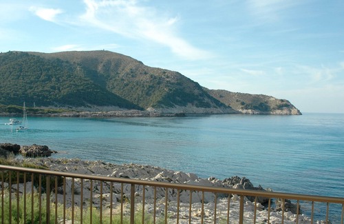 Cala Ratjada Apartamento | Beautiful family apartment right by the sea in Cala Agulla