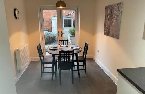 Derby Casa | Beautiful Family Home