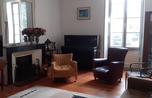 Velines Casa | Muy bonita casa familiar tranquila en una zona maravillosa