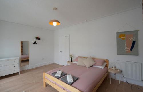 Uplands Casa | Beautiful Family Home in the Heart of Swansea