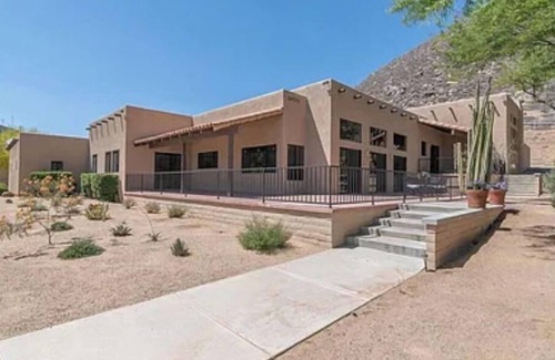 Hemet Condominio | Beautiful Family Home Sleeps 6