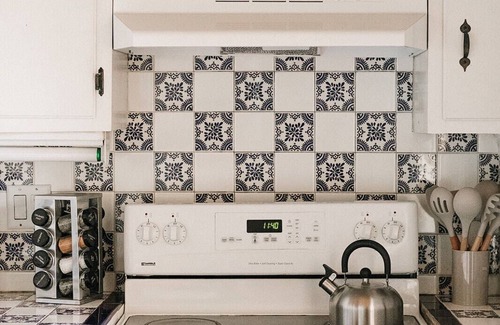 Albuquerque Casa | Beautiful Family-sized Adobe Getaway — Sleeps 10+ in North Valley, Albuquerque