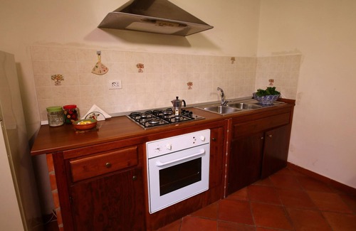 Gualdo Cattaneo Casa | Beautiful Farmhouse with Hot Tub in Umbria