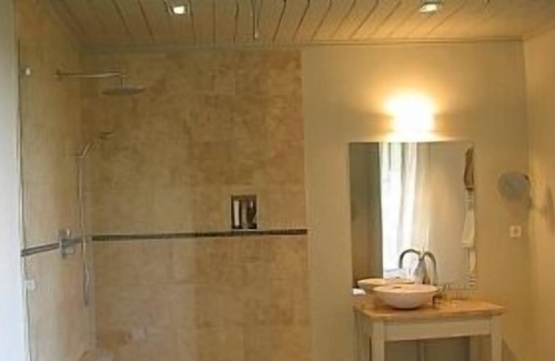 Bertre Otro | Hermosa casa de campo en 5 hectáreas con una gran piscina y vistas a un valle pintoresco