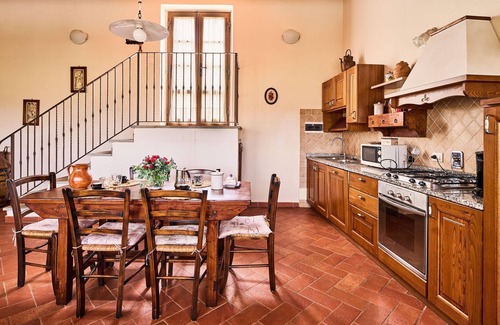 Neri Villa | Beautiful farmhouse in Tuscany