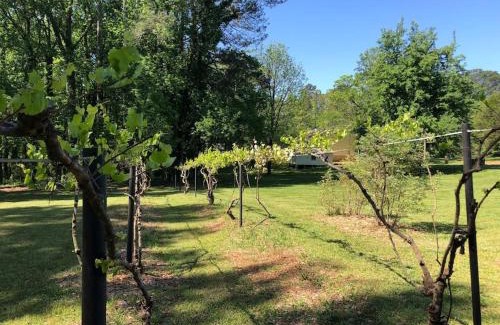 Sandtown Casa | Beautiful Farmhouse near Atlanta's Airport!