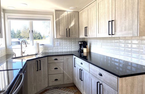 Ridgefield Casa | Beautiful Farmhouse in Ridgefield