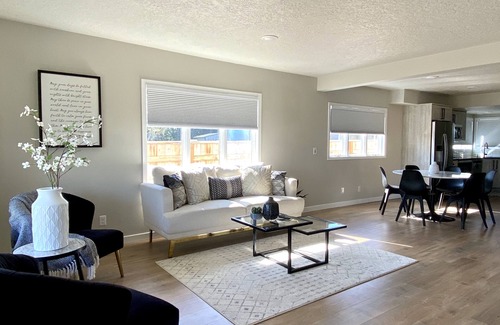 Ridgefield Casa | Beautiful Farmhouse in Ridgefield