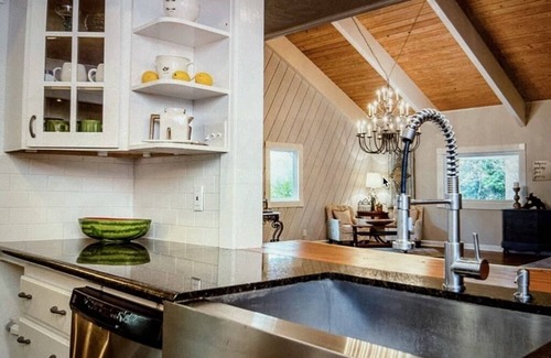 Simonton Otro | Beautiful Farmhouse with serene environment. 4+ acres beautiful landscape.