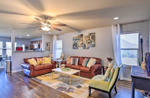 Fate Casa | Beautiful Fate Home < 30 Mi to Dtwn Dallas!