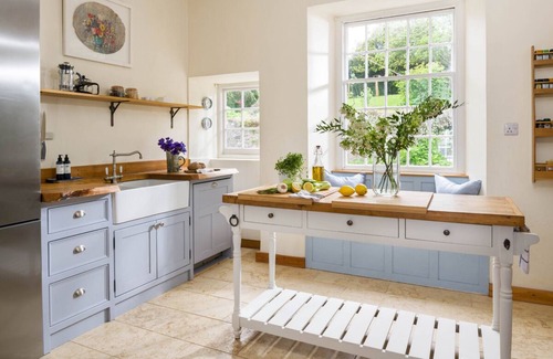 Gweek Casa | Beautiful four-bed Cornish farmhouse in idyllic setting at head of Helford River