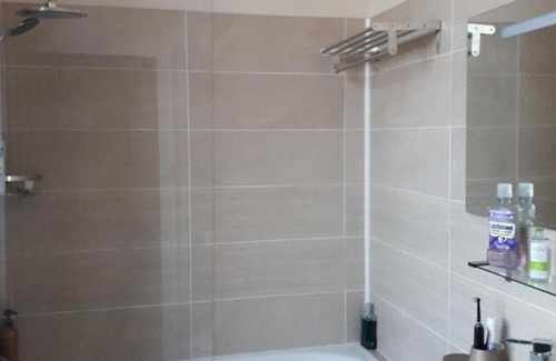 Civray Casa | Beautiful Four Poster Double Room with en-suite, Nouvelle Aquitaine, France